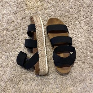 Platform sandals